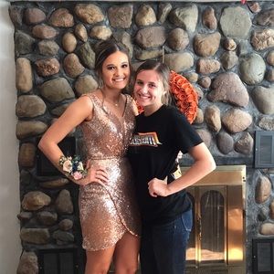 Meet your Posher, Adison